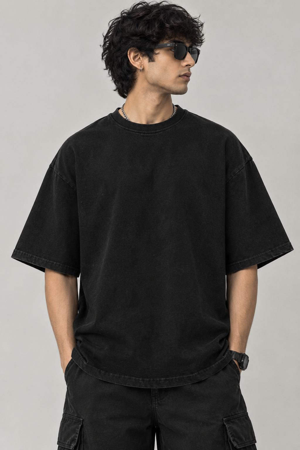 VAYUQ One Of The Girls – Spotify Oversized Graphic T-Shirt